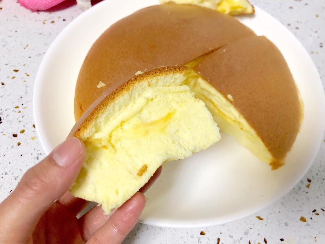 堪比柯基屁股
爆浆芝士🧀古早蛋糕