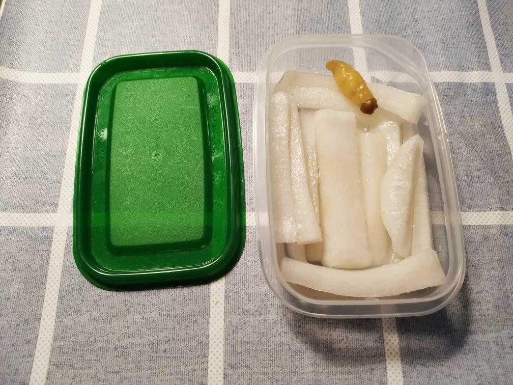 酸酸甜甜辣辣爽口萝卜条