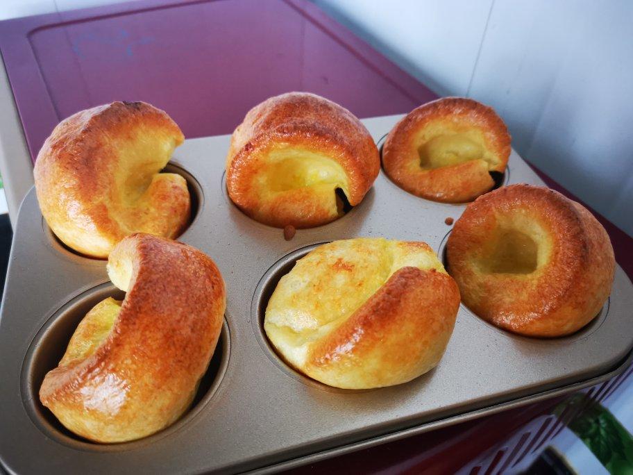 香味浓郁——约克郡布丁 Yorkshire Pudding（不是布丁的布丁）