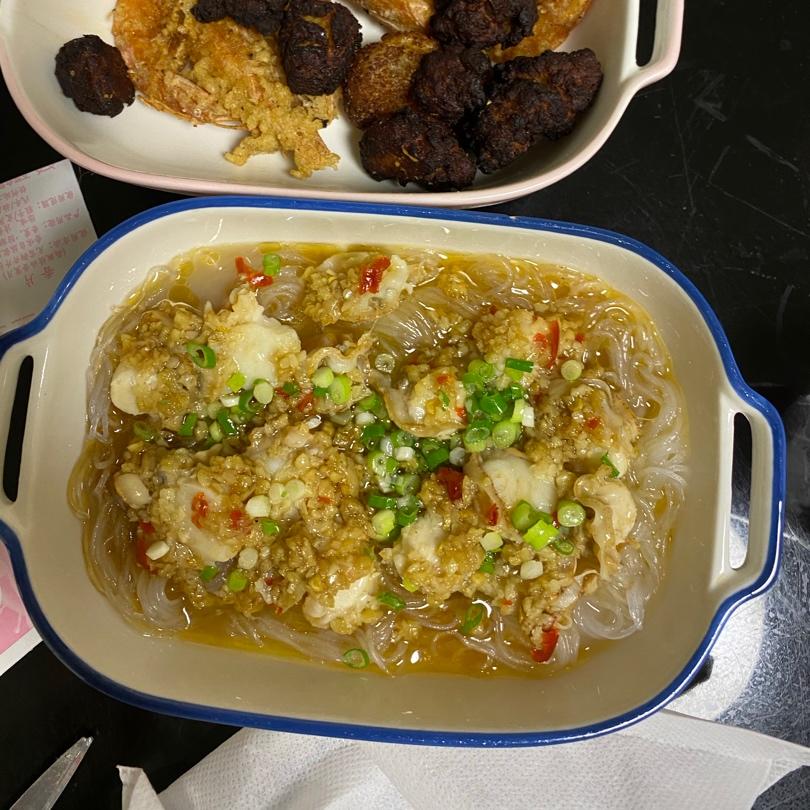 蒜蓉粉丝蒸扇贝