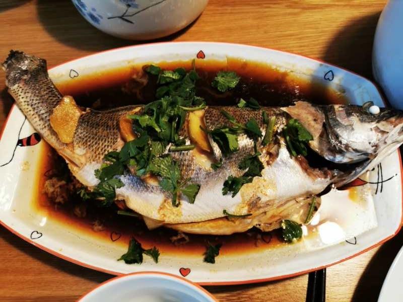 清蒸海鲈鱼