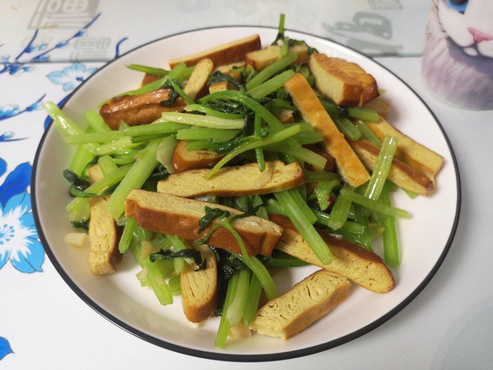 香芹炒香干