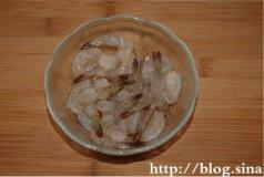 韩式泡菜虾的做法 步骤1
