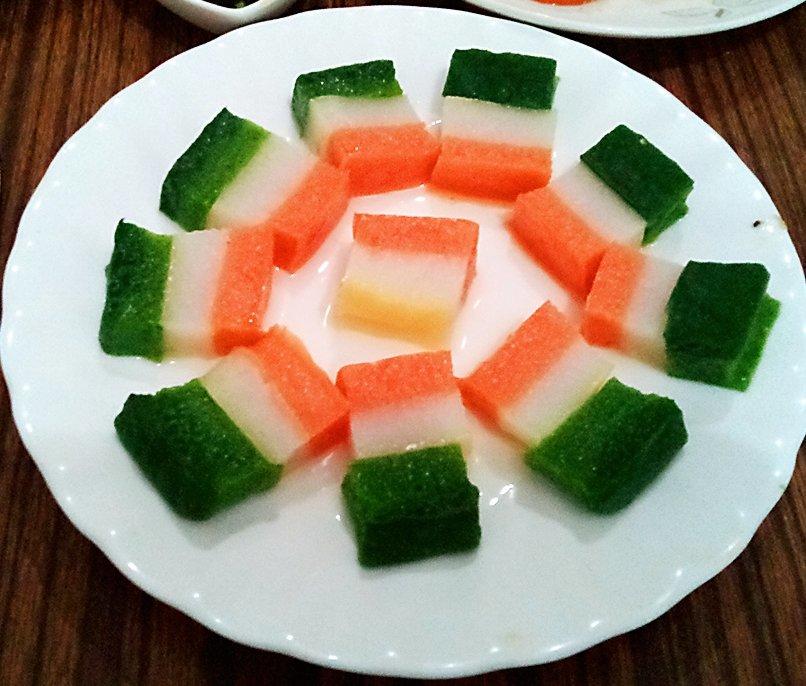 吃饭睡觉不胖胖1做的彩色猪皮冻