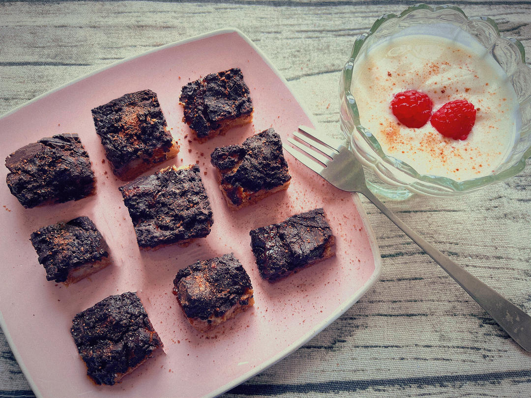 低脂香蕉可可布朗尼