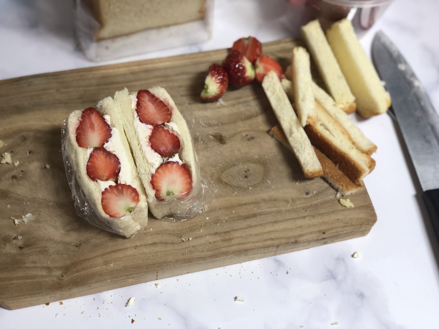 🍓草莓乳酪三明治的做法 步骤3