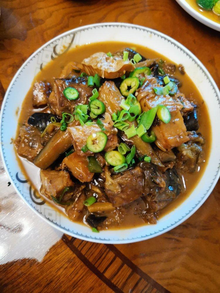 不好吃你打我的咸鱼茄子煲