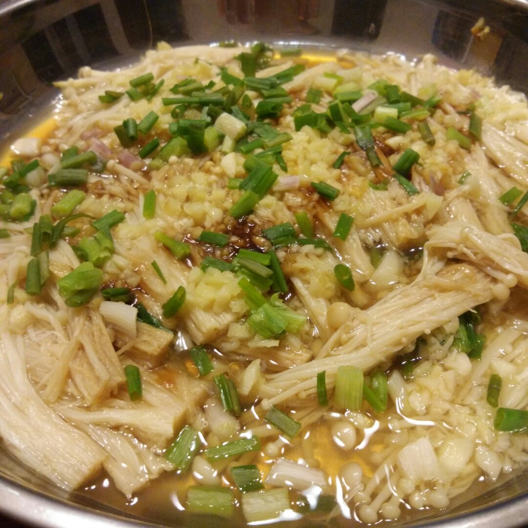 蒜蓉蒸金针菇