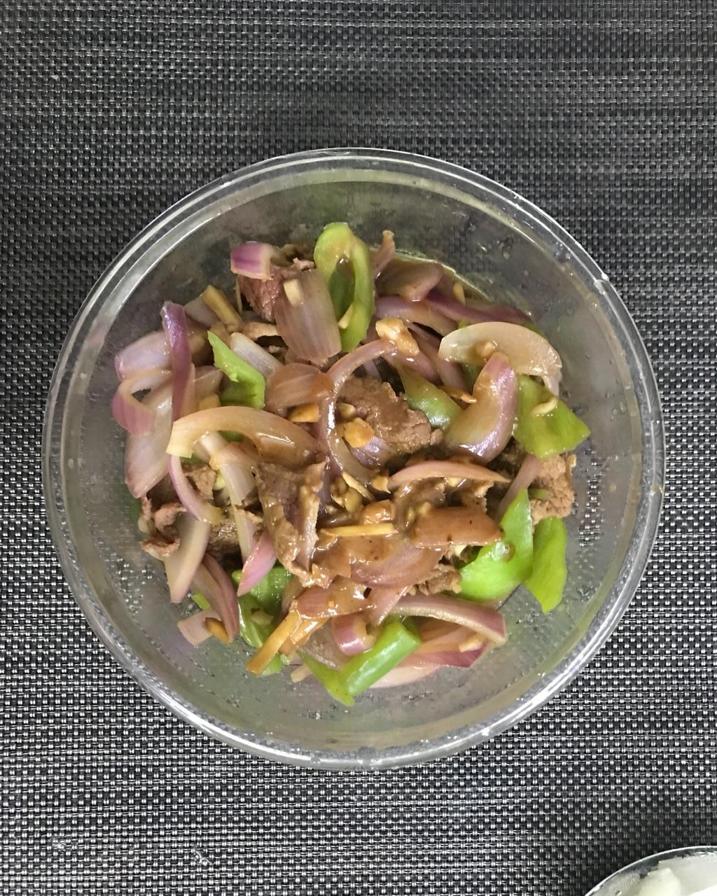 洋葱炒牛肉