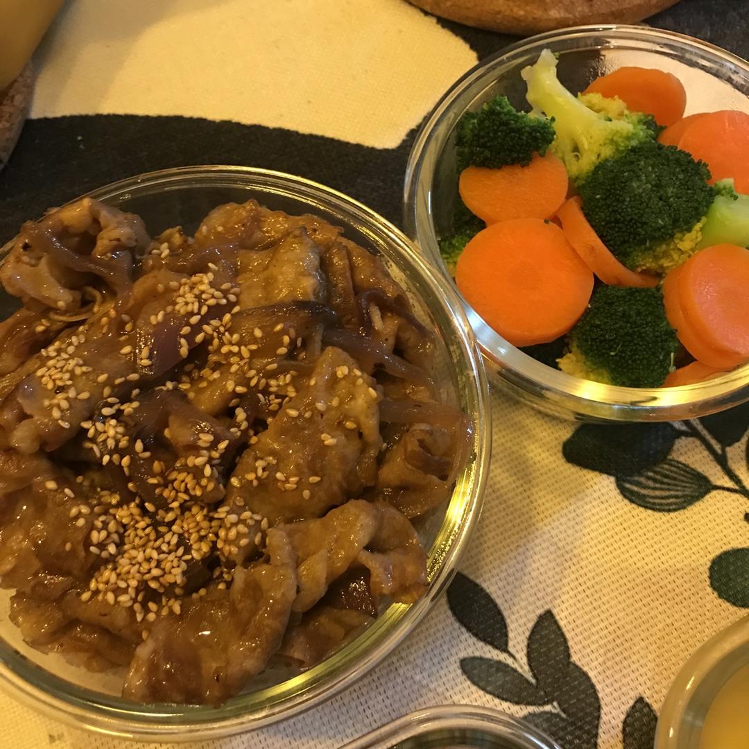 肥牛饭