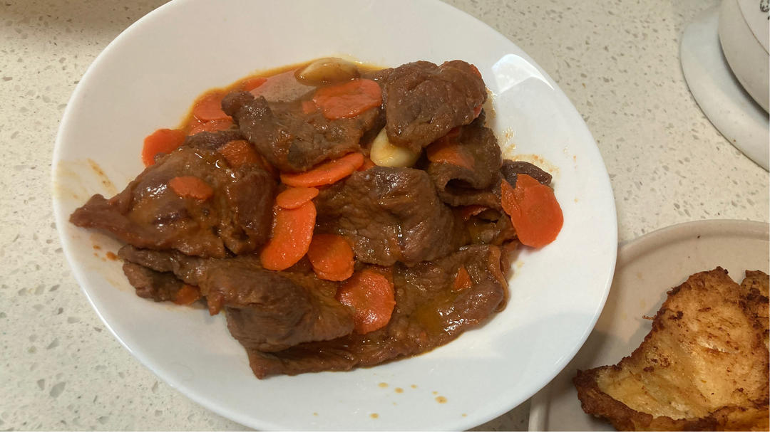 胡萝卜炒嫩牛肉
