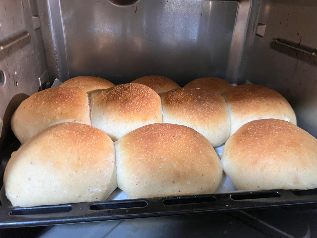 豆沙酒酿面包的做法