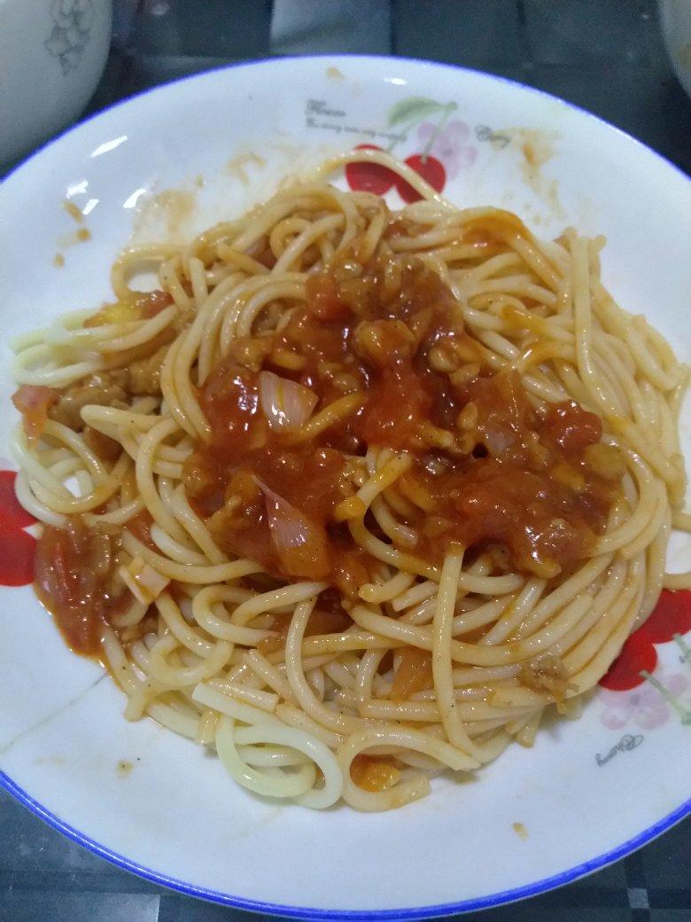 番茄肉酱意大利面