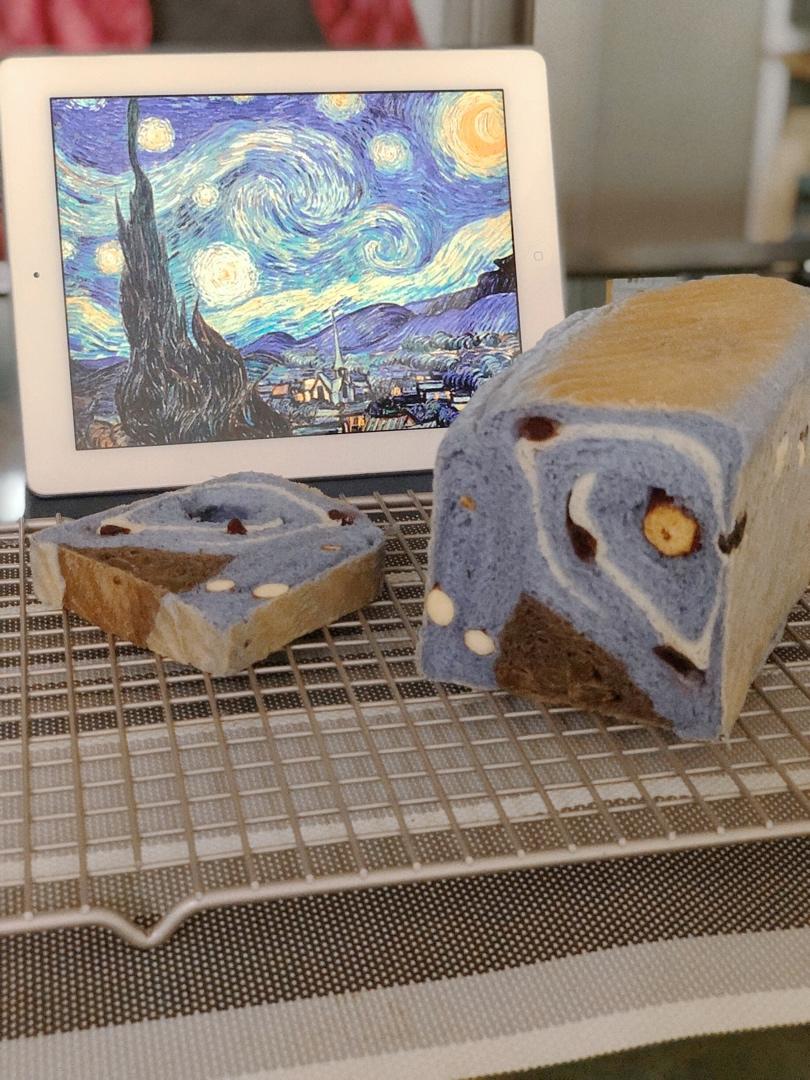 【原创】烘焙届网红―梵高的星空吐司（蝶豆花版）