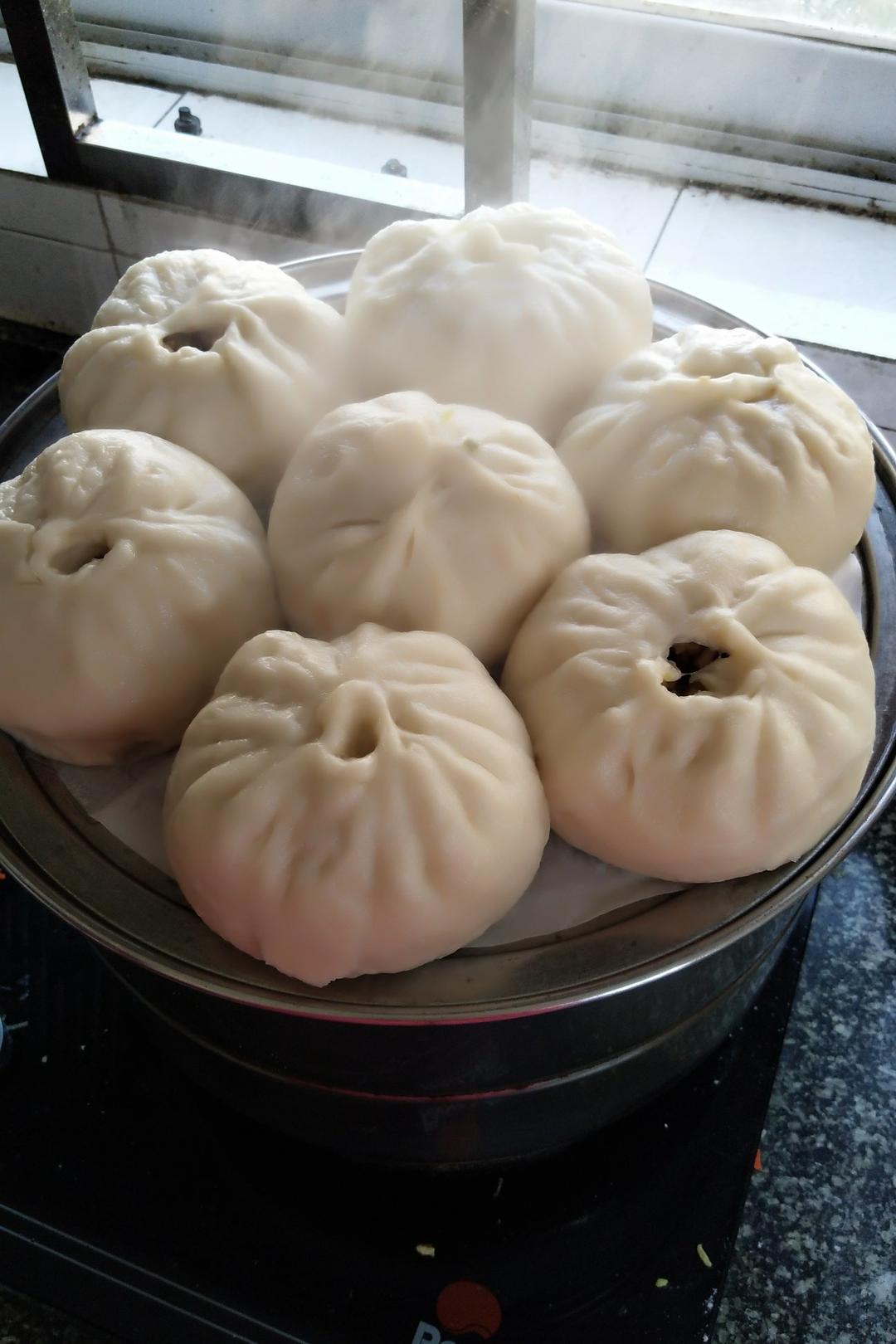 油渣萝卜丝包子