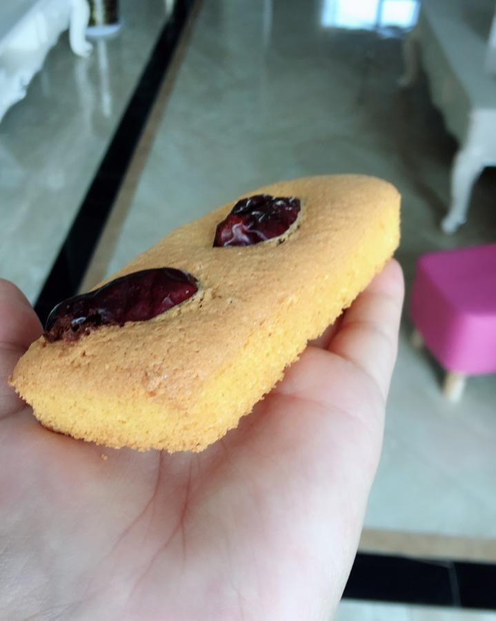 多米诺hxj做的玉米面戚风蛋糕