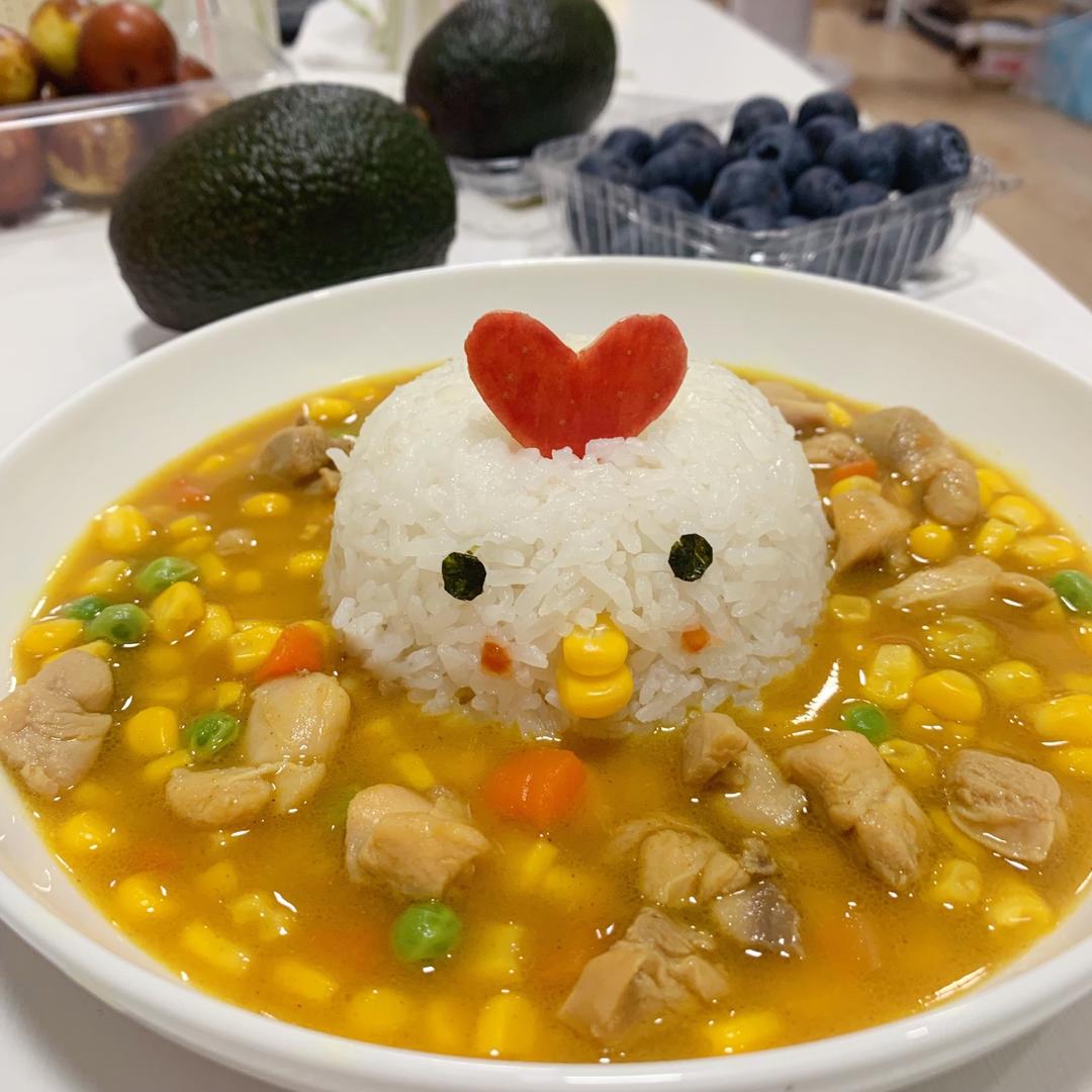 人见人爱花见花开🐤         三只小鸡日式咖喱饭