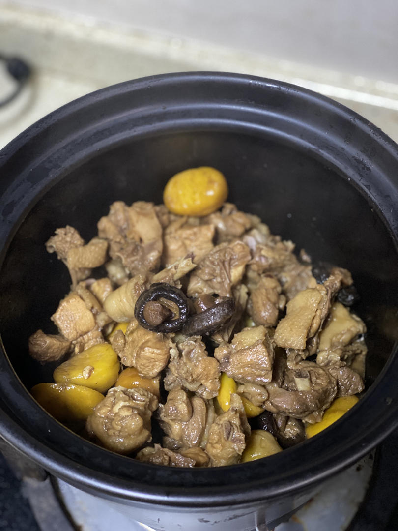 【栗子烧鸡】鸡肉都给你吃，栗子归我~