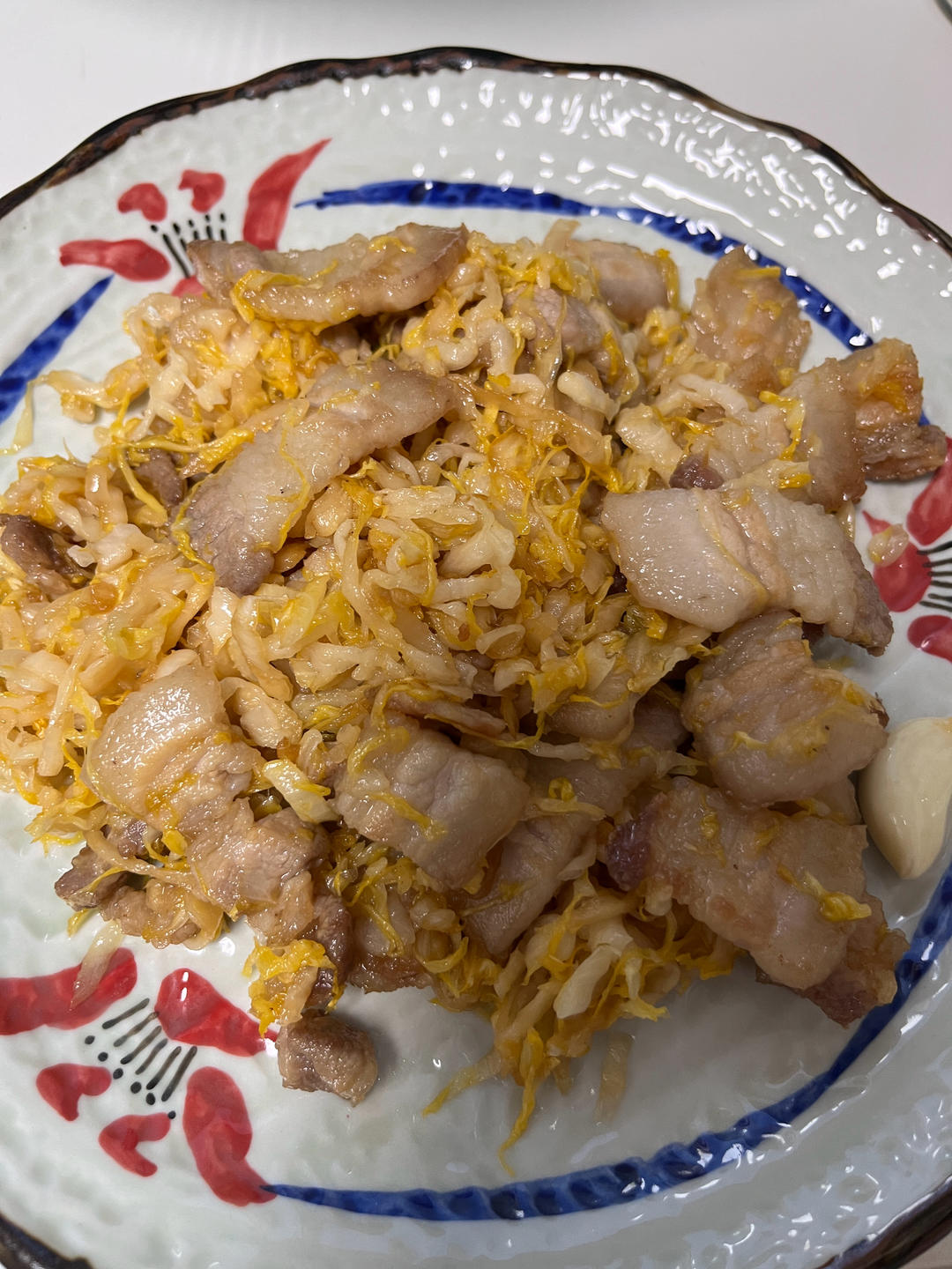 东北酸菜炒五花肉巨香
