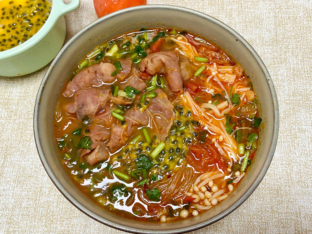 百香果酸汤牛肉