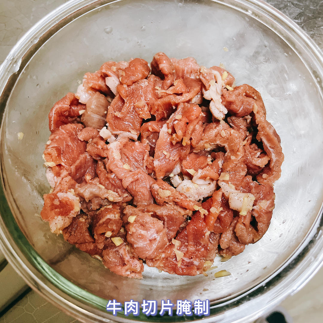 孜然牛肉炒拉条 家常面条百吃不厌的美味做法