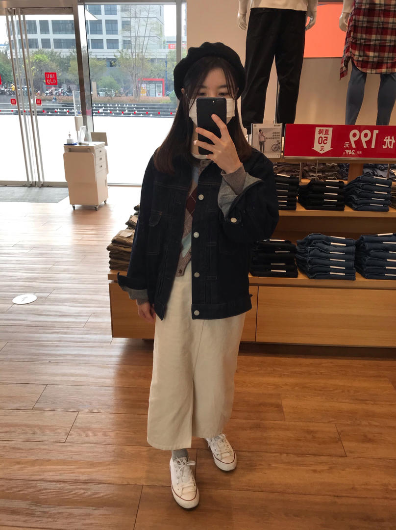 爱食香蕉的小黄人