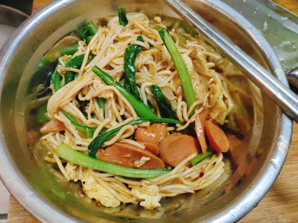 🍜最简单最好吃的家常炒面