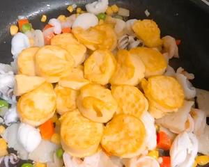 『年夜饭』三鲜日本豆腐【年夜饭】海鲜烩鸡蛋豆腐的做法 步骤11