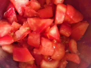 青菜菜谱1⃣️9⃣️-番茄炒毛豆（好吃不长肉还补充VC）的做法 步骤3