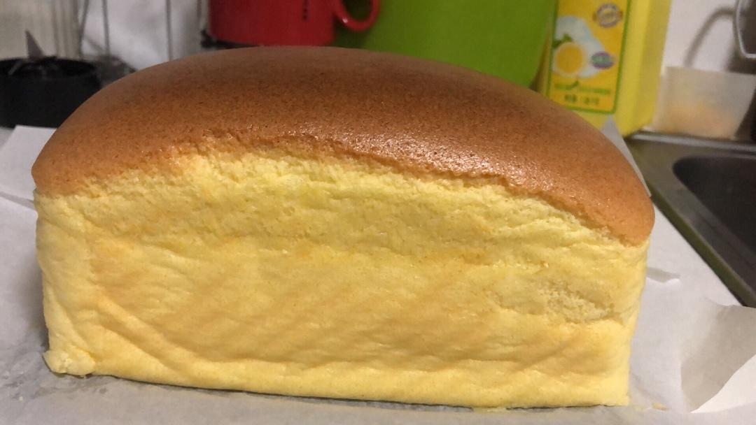 堪比柯基屁股
爆浆芝士🧀古早蛋糕