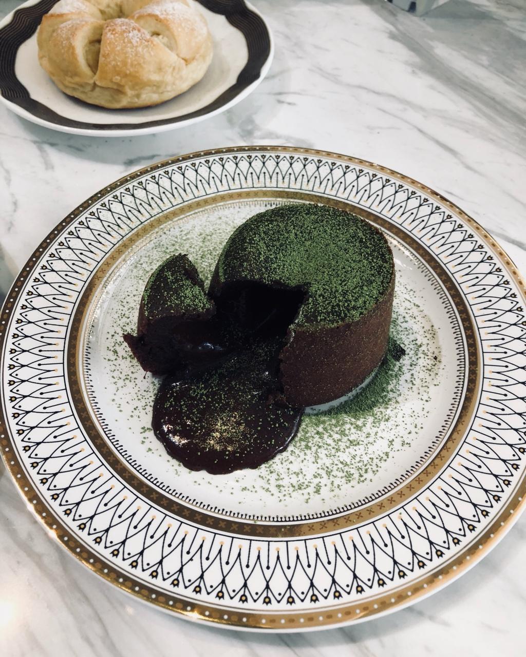 巧克力熔岩蛋糕(全图文超简单)