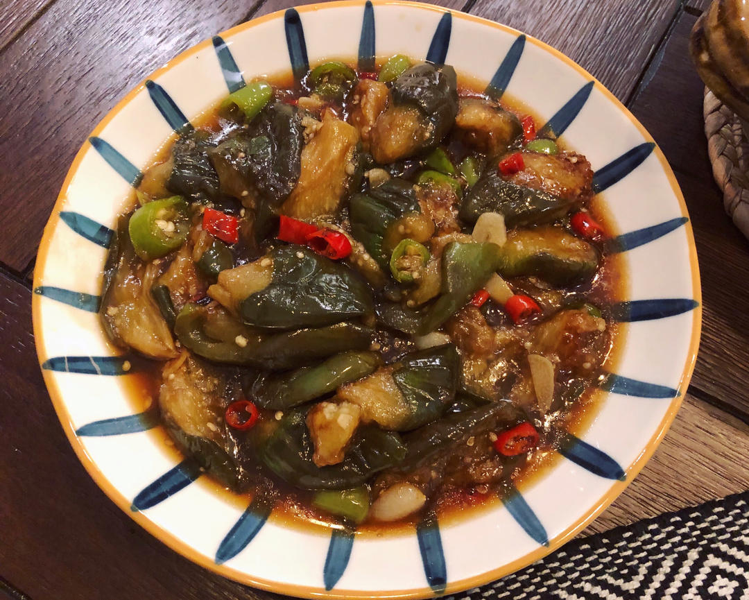 家常红烧茄子🍆，只要少量的油且下饭