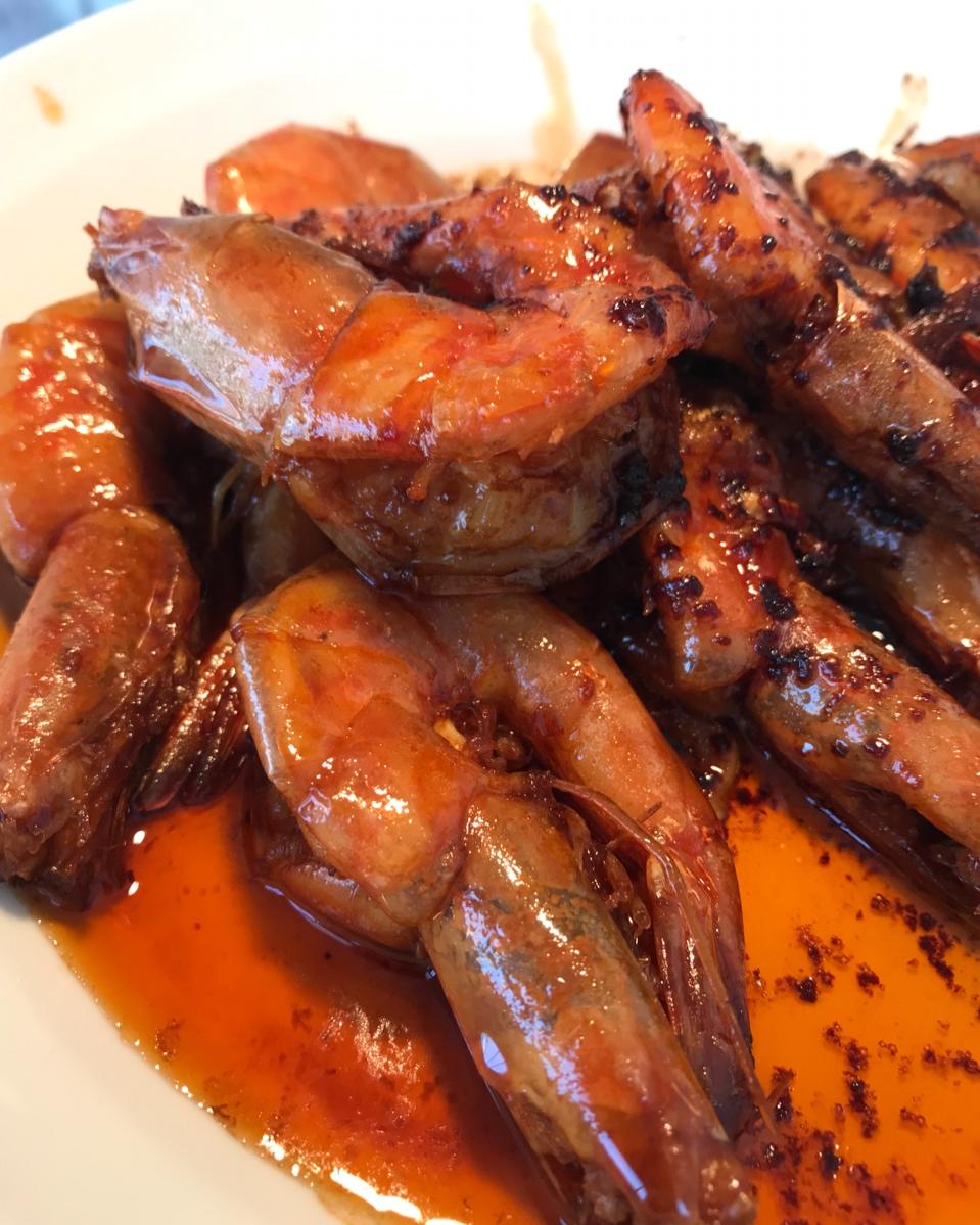 香到舔盘的油焖大虾（详解如何清理好一只虾）