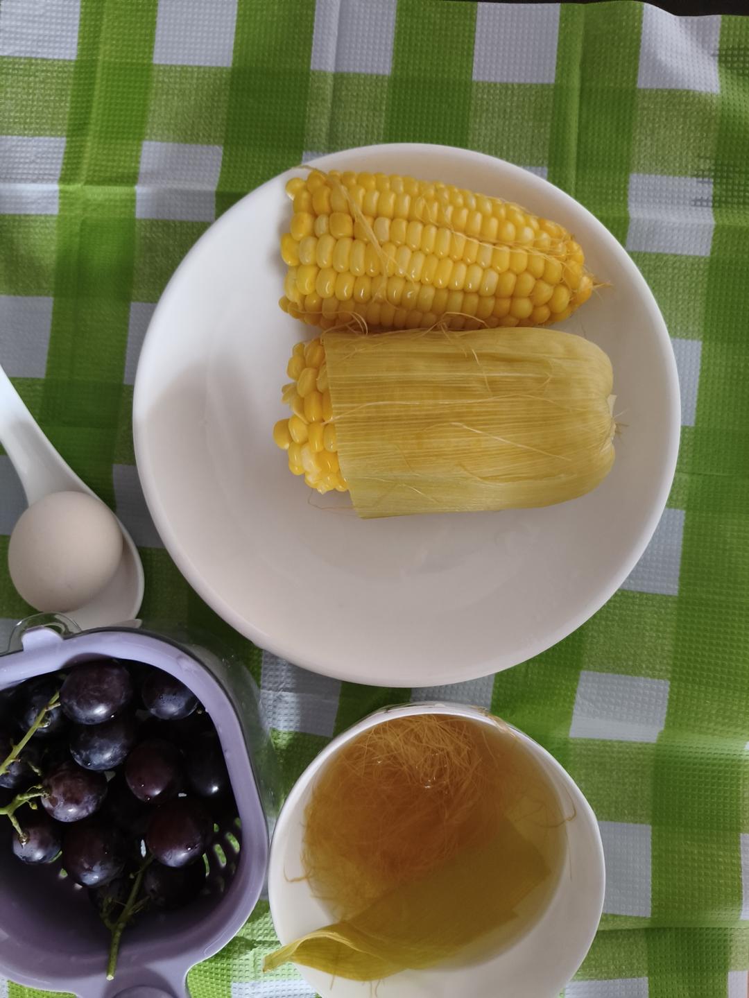 清煮甜玉米