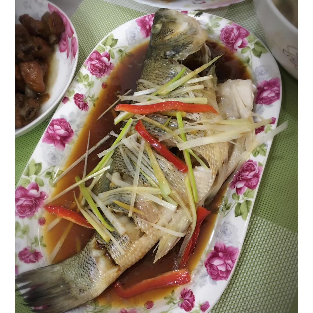 清蒸鲈鱼