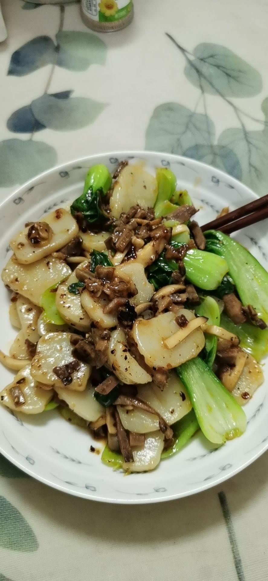 年糕的N种吃法——肉片年糕炒青菜