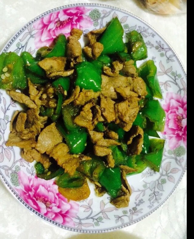 尖椒炒肉