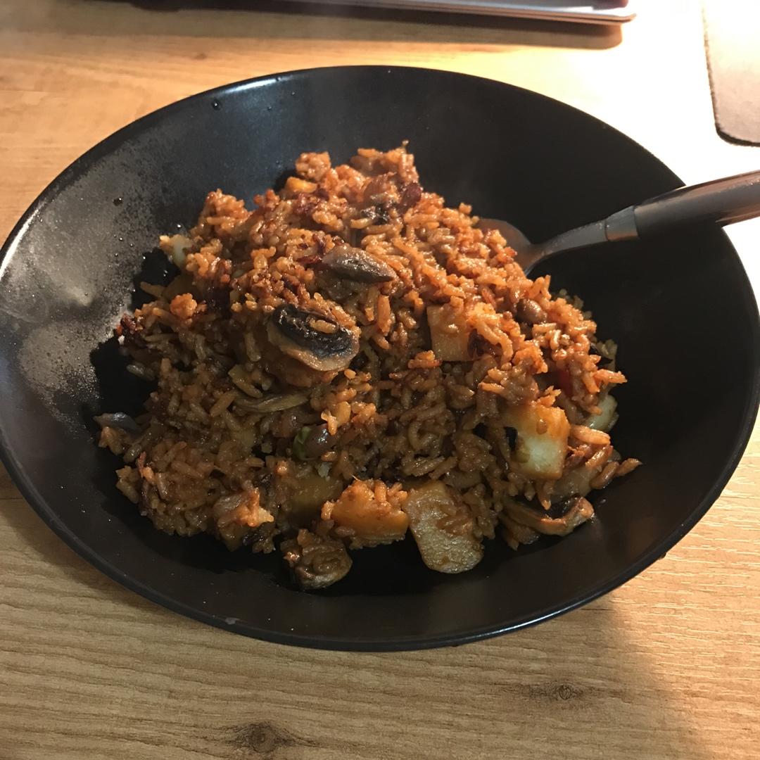 土豆焖饭（电饭锅版）