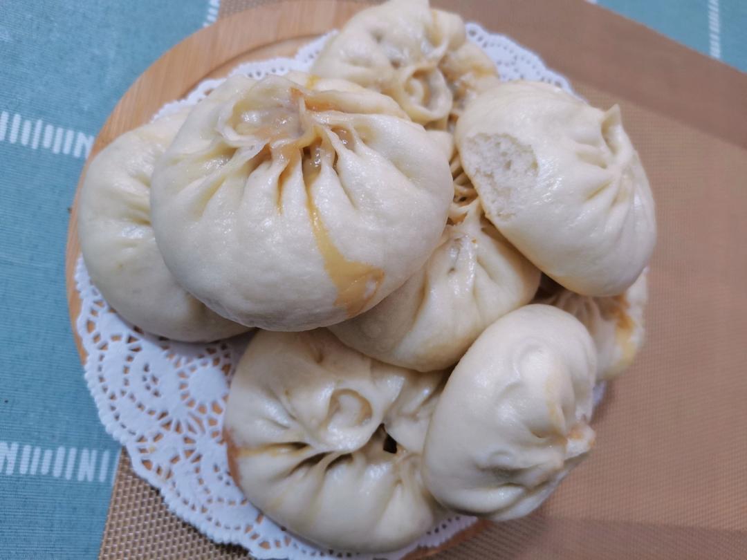 鲜肉包子