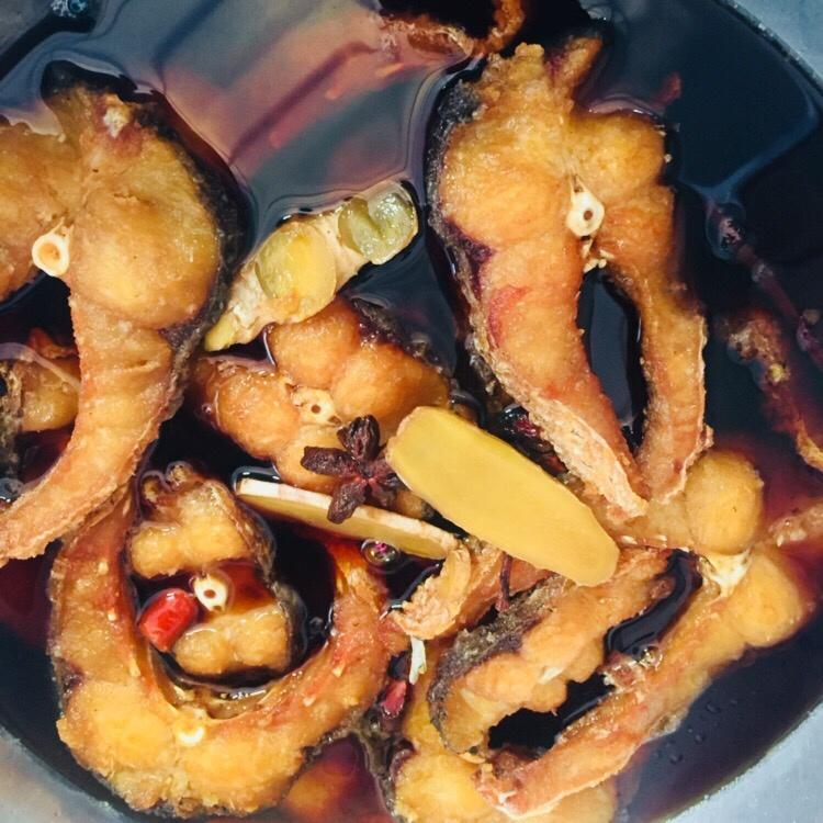 凉菜 爆鱼 鸿至妈_zz做的爆鱼 赞 爆鱼酱汁:,酱汁①:,干辣椒,八角