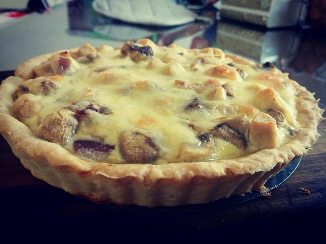 蘑菇鸡肉派