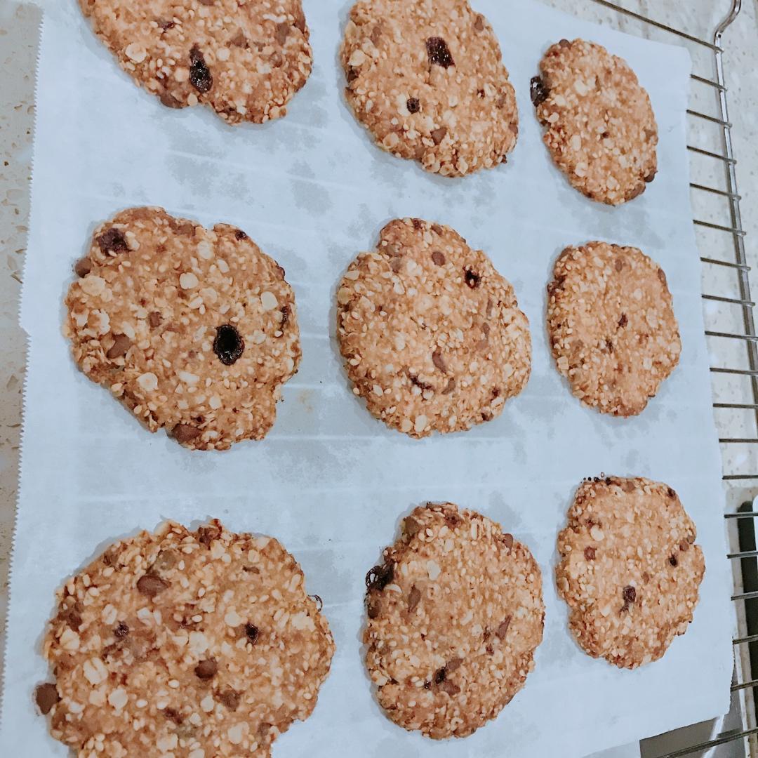 素食:有机燕麦芝麻大饼干