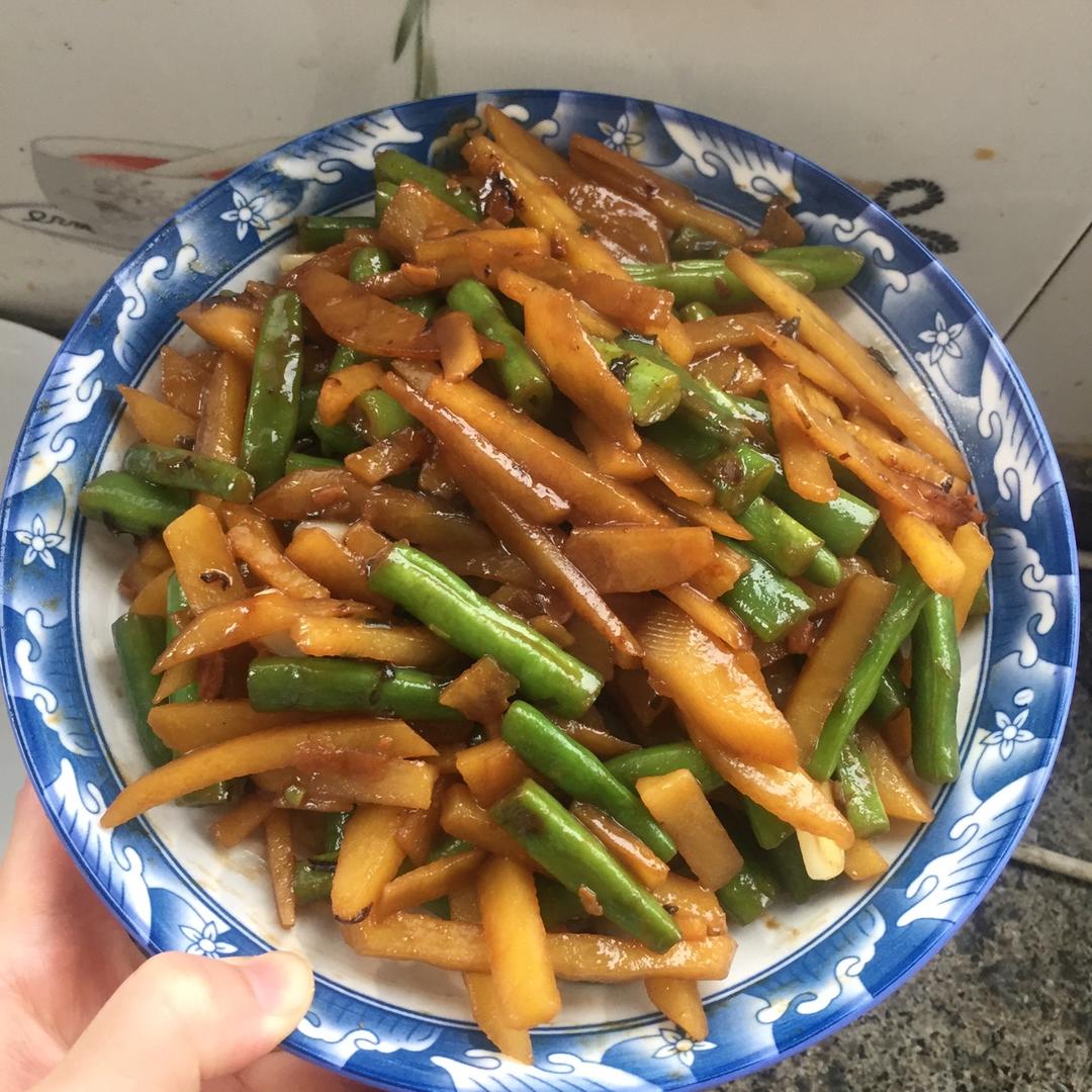 土豆炖豆角