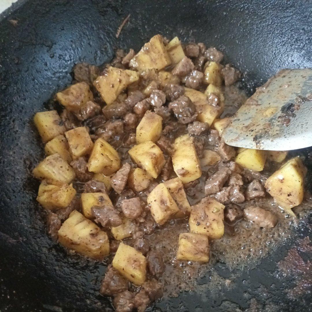 特开胃牛肉炒菠萝