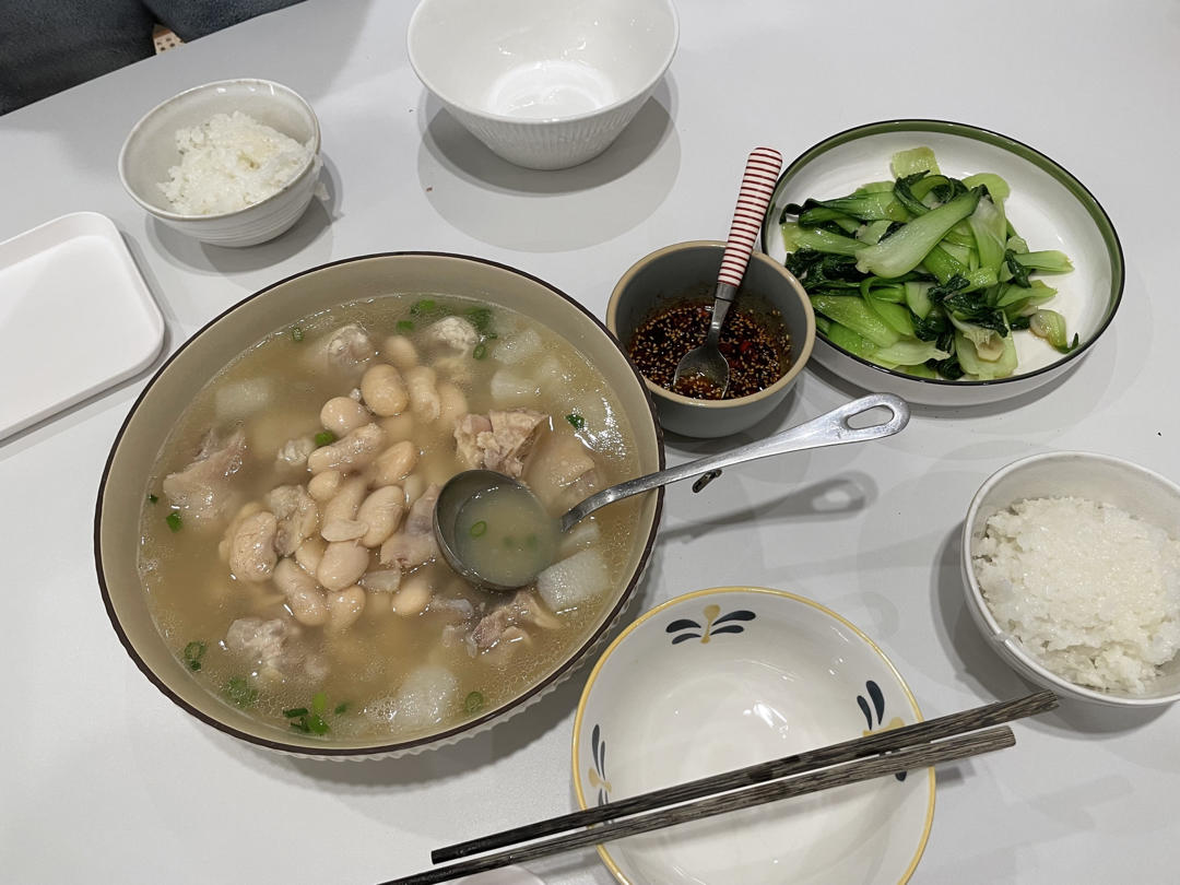 老妈蹄花汤