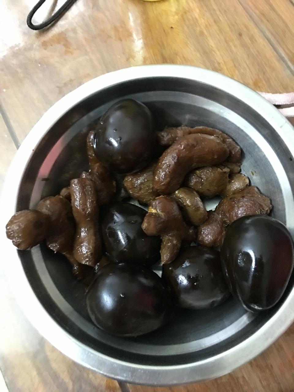 补气补血甜醋鸡蛋猪蹄姜