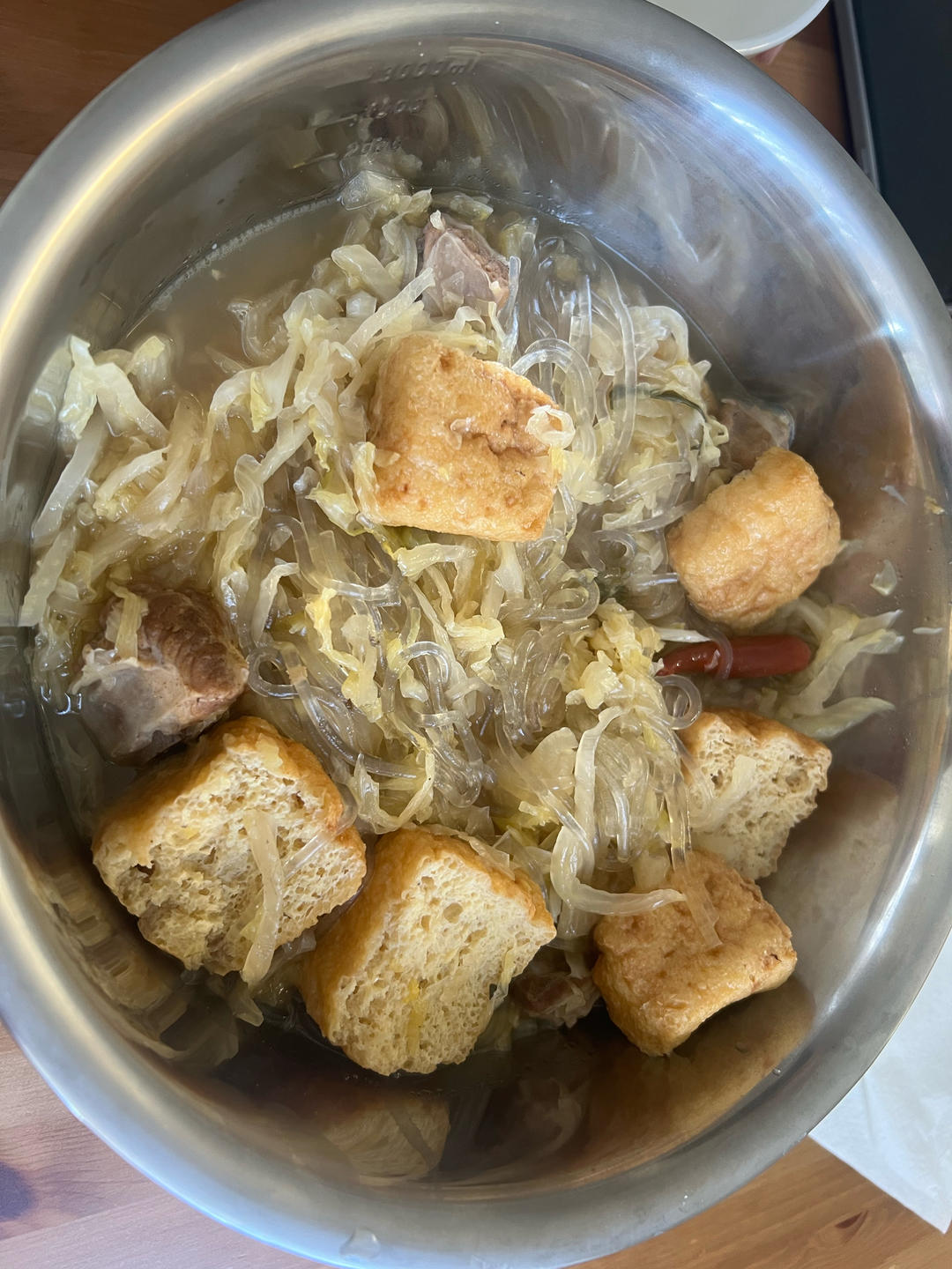 东北酸菜炖排骨