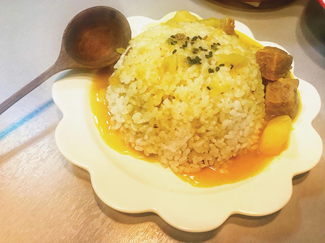 咖喱牛腩
