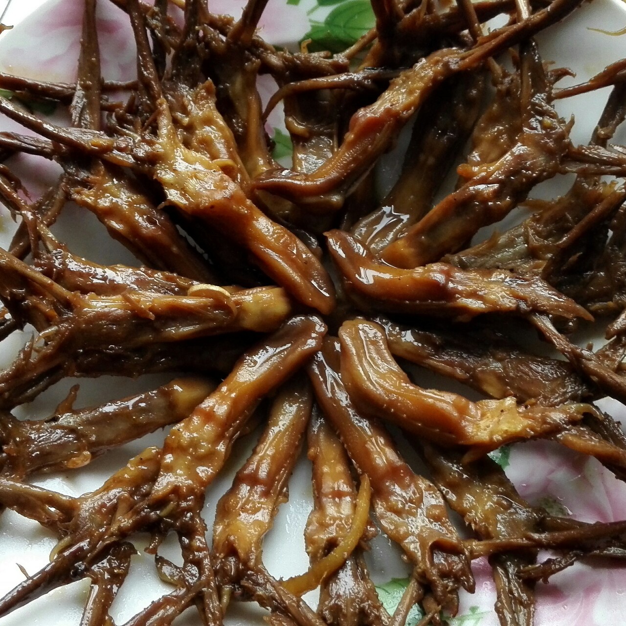 超级好吃麻辣酱鸭舌