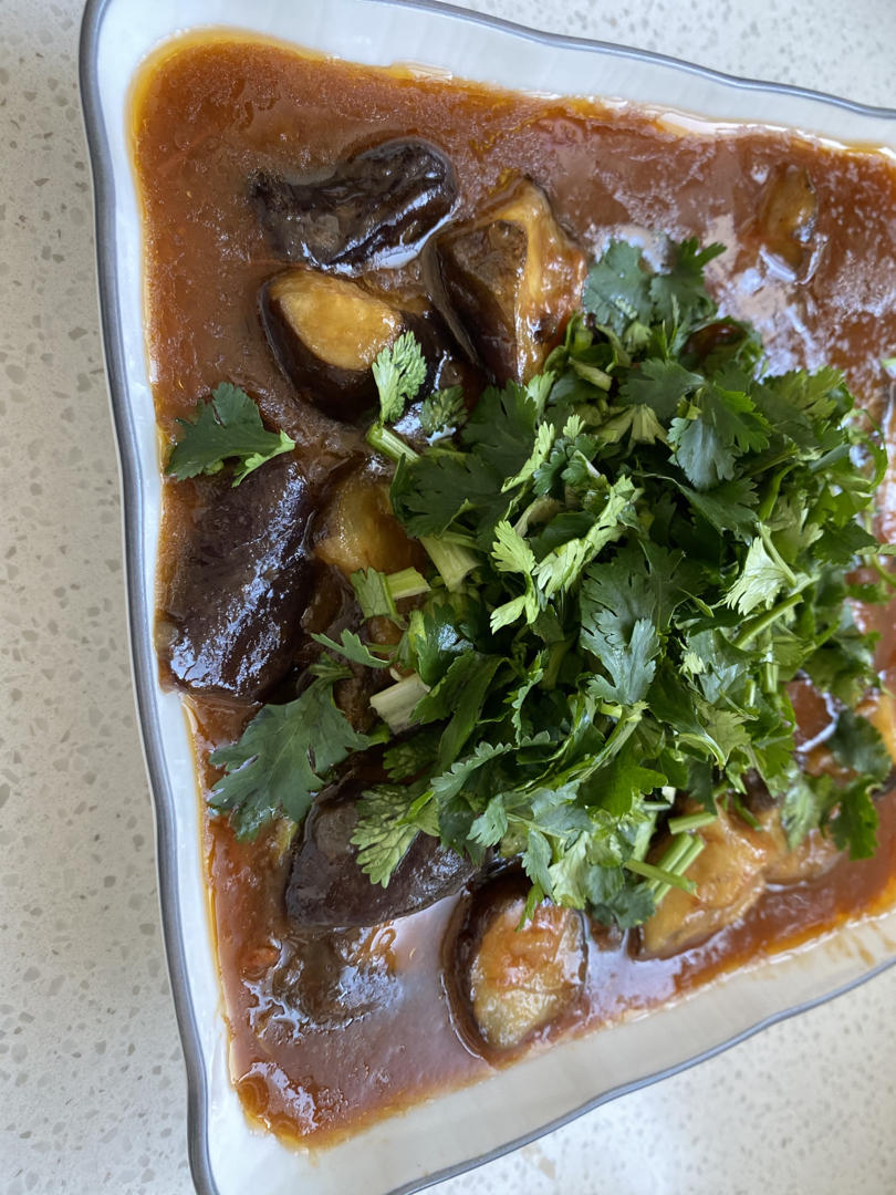 红烧茄子（佐西红柿尖椒）